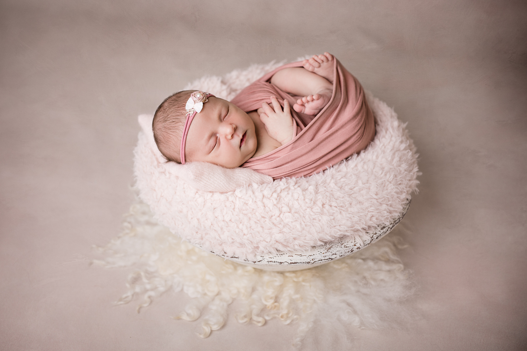 Vastsündinud svg+xml,%3Csvg%20xmlns%3D%22http%3A%2F%2Fwww.w3 - Vastsündinud