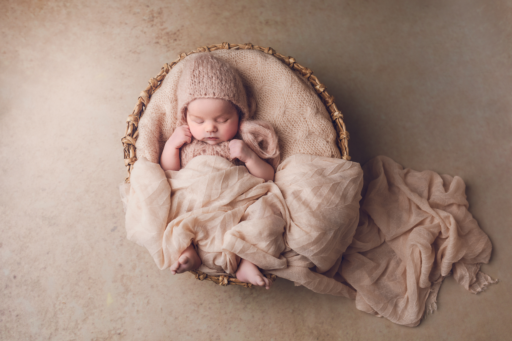 Vastsündinud svg+xml,%3Csvg%20xmlns%3D%22http%3A%2F%2Fwww.w3 - Vastsündinud