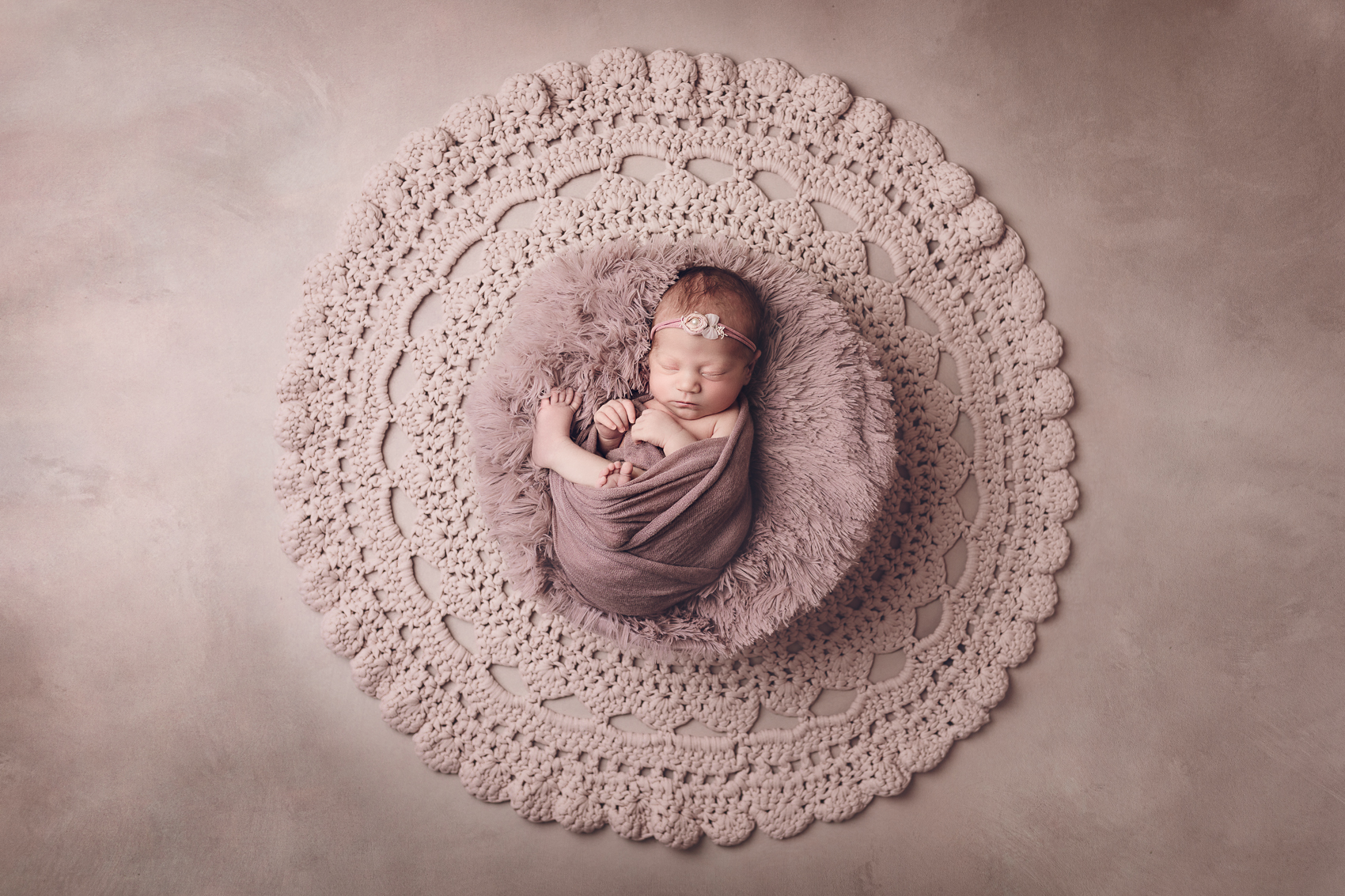 Vastsündinud svg+xml,%3Csvg%20xmlns%3D%22http%3A%2F%2Fwww.w3 - Vastsündinud