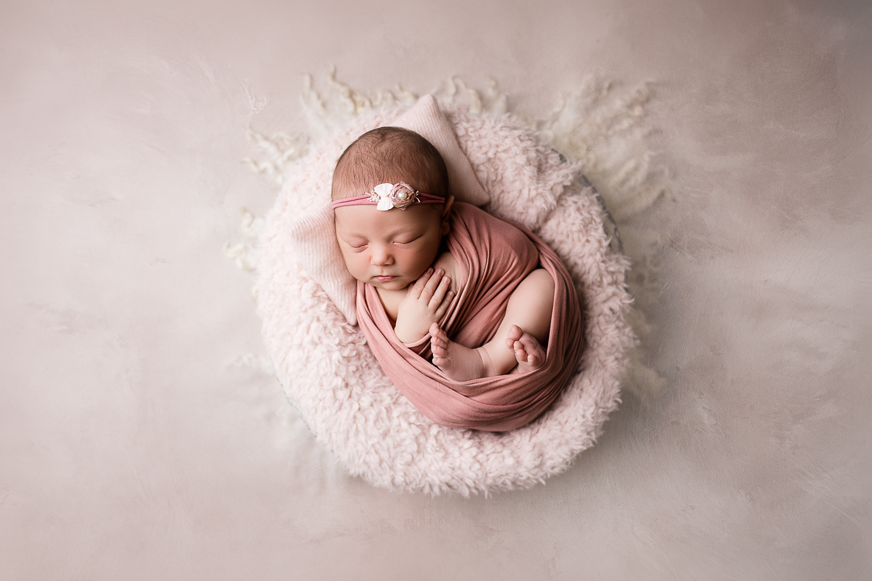 Vastsündinud svg+xml,%3Csvg%20xmlns%3D%22http%3A%2F%2Fwww.w3 - Vastsündinud