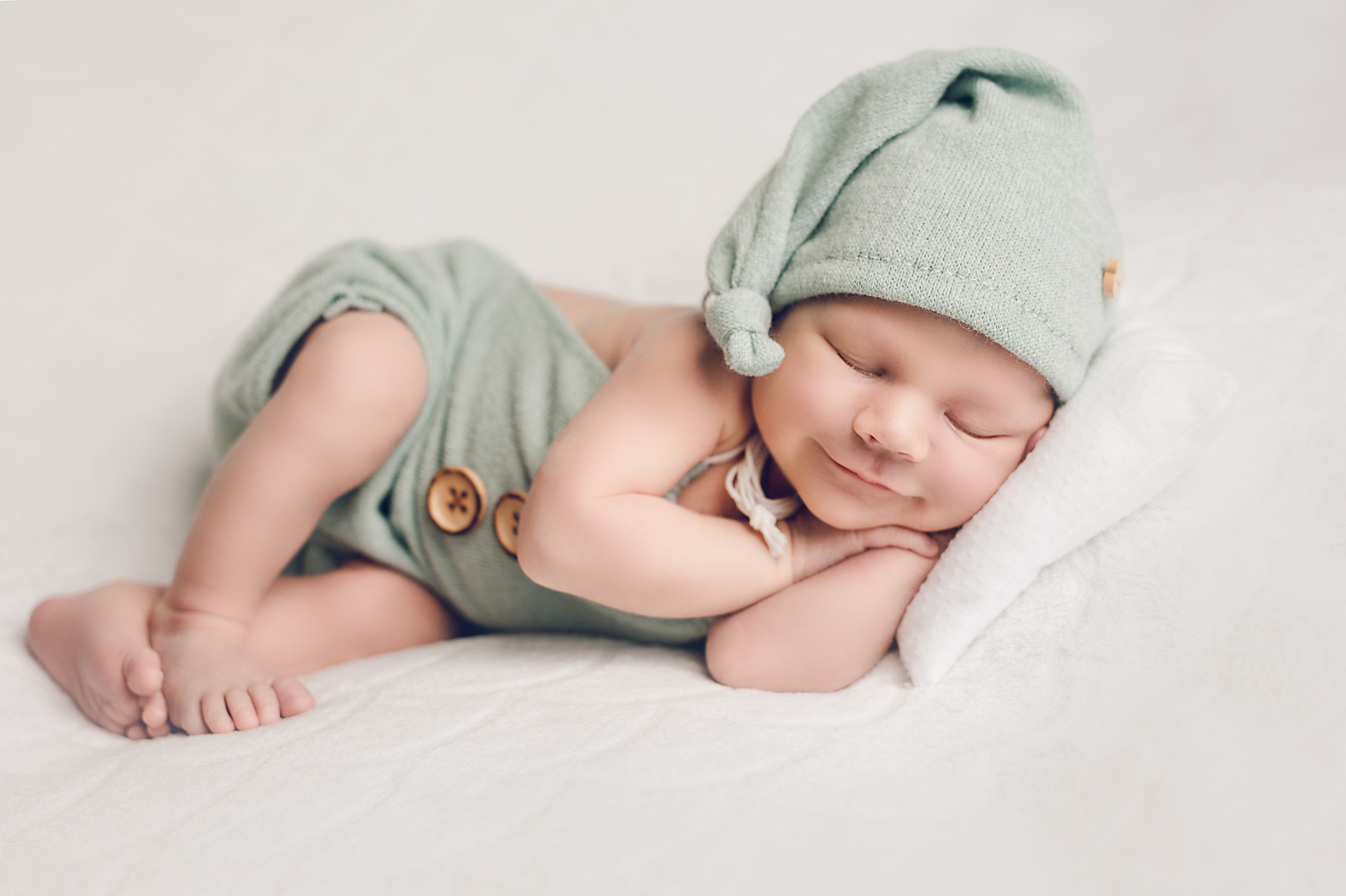 Vastsündinud svg+xml,%3Csvg%20xmlns%3D%22http%3A%2F%2Fwww.w3 - Vastsündinud