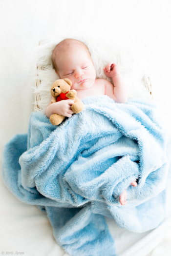 Loosiauhinna võitja | vastsündinu pildistamine | newborn photography svg+xml,%3Csvg%20xmlns%3D%22http%3A%2F%2Fwww.w3 - Loosiauhinna võitja | vastsündinu pildistamine | newborn photography