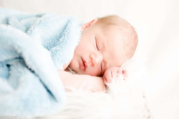Loosiauhinna võitja | vastsündinu pildistamine | newborn photography svg+xml,%3Csvg%20xmlns%3D%22http%3A%2F%2Fwww.w3 - Loosiauhinna võitja | vastsündinu pildistamine | newborn photography