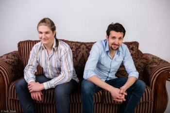 Pildistan nüüd ka stuudios | pere pildistamine | family photographer in Tallinn svg+xml,%3Csvg%20xmlns%3D%22http%3A%2F%2Fwww.w3 - Pildistan nüüd ka stuudios | pere pildistamine | family photographer in Tallinn