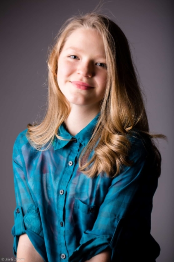 Pildistan nüüd ka stuudios | pere pildistamine | family photographer in Tallinn svg+xml,%3Csvg%20xmlns%3D%22http%3A%2F%2Fwww.w3 - Pildistan nüüd ka stuudios | pere pildistamine | family photographer in Tallinn