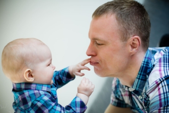 Peresessioon| beebide pildistamine | laste fotograaf | fotograaf Tallinnas svg+xml,%3Csvg%20xmlns%3D%22http%3A%2F%2Fwww.w3 - Peresessioon| beebide pildistamine | laste fotograaf | fotograaf Tallinnas